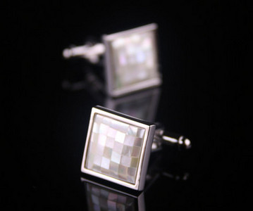 Модерни ръкавели с декоративни камъни -за мъже