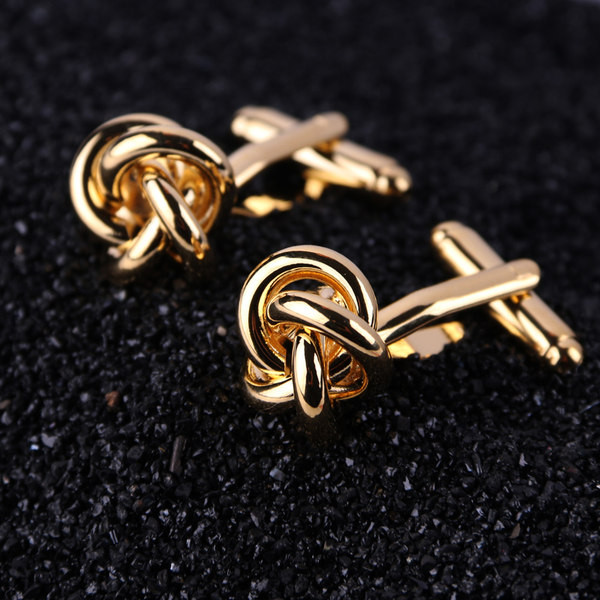 Мъжки ръкавели в златист цвят