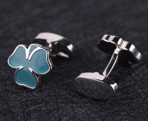 Мъжки ръкавели с флорален елемент 