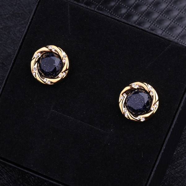 Мъжки ръкавели с метални елементи 