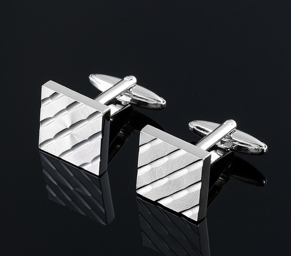 Копчета за ръкавели в квадратна форма с декоративни камъни