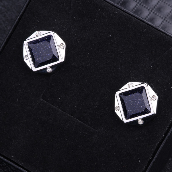 Квадратни копчета за ръкавели в златист цвят