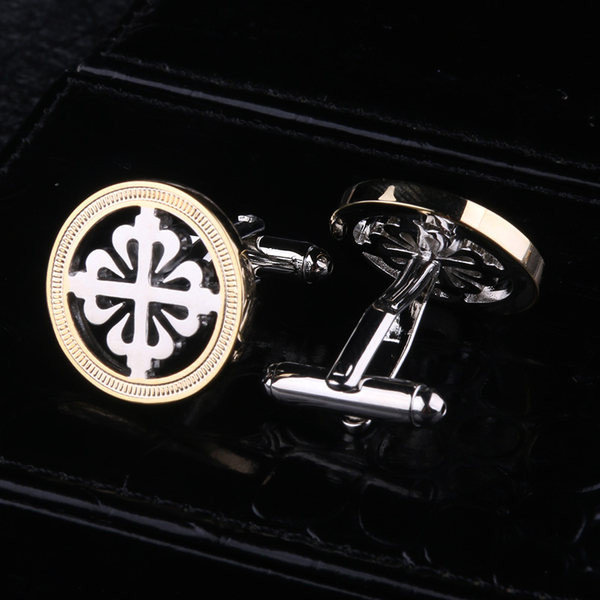 Модерни копчета за ръкавели в златист цвят за мъже 