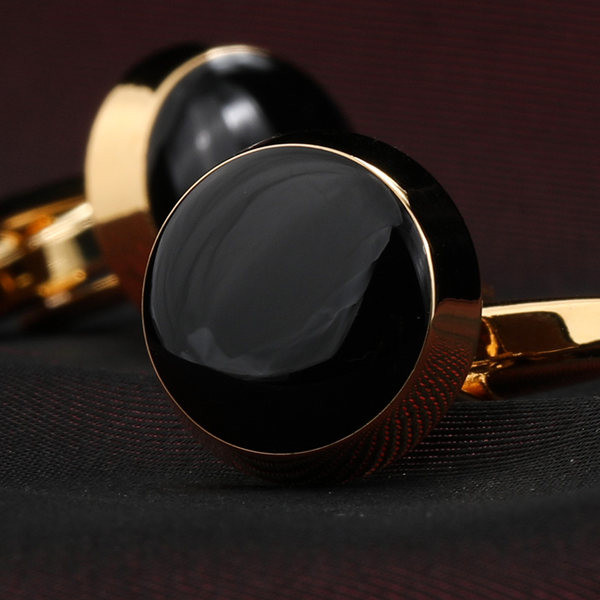 Кръгли копчета за ръкавели в златист цвят