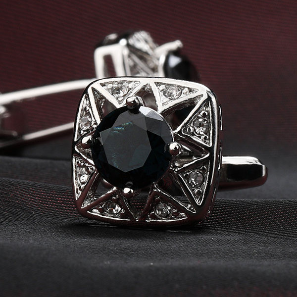 Квадратни копчета с камъни  за ръкавели 