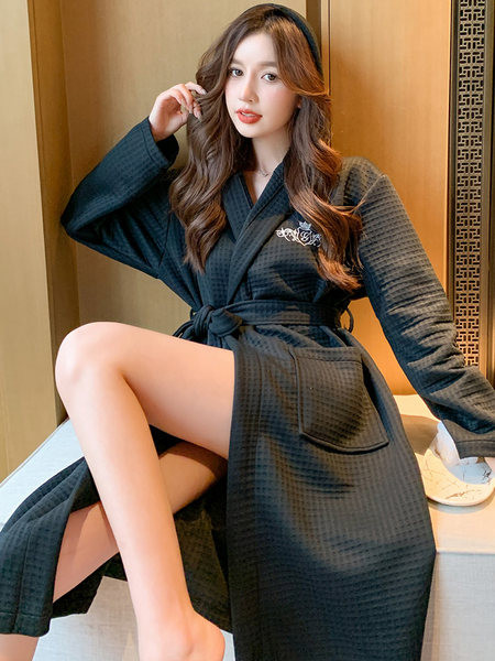 Нов модел дамски халат с джобове в няколко цвята