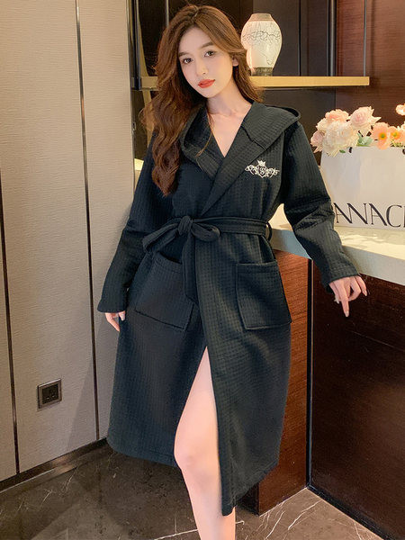 Нов модел дамски халат с джобове в няколко цвята