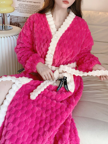 Дамски халат закопчаване с копчета 