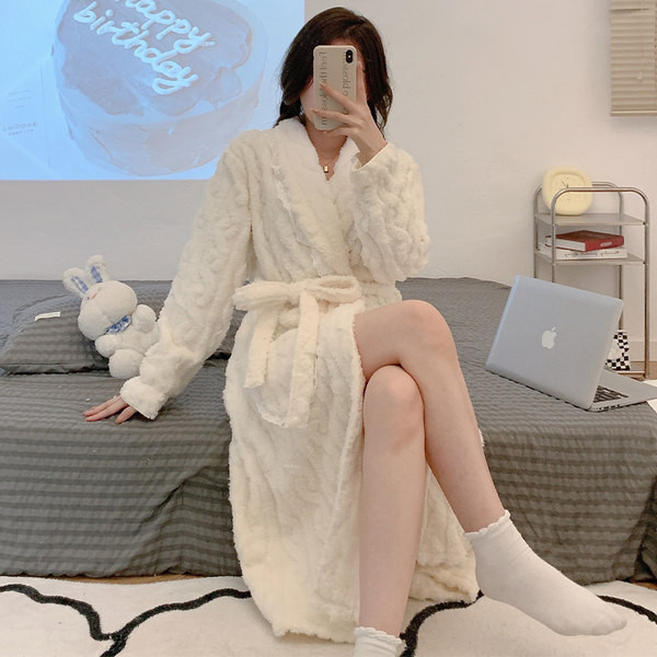 Ежедневен халат с джоб и колан