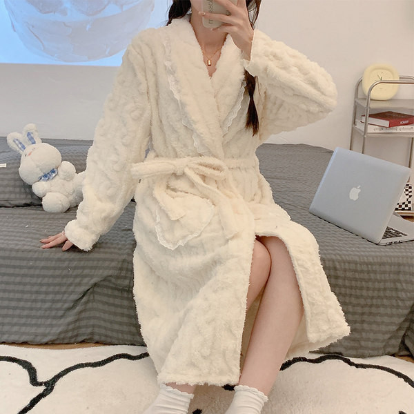 Ежедневен халат с джоб и колан