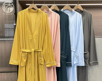 Дамски халат в различни цветове 