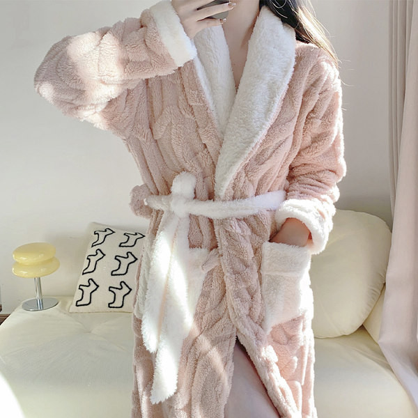 Дамски поларен халат с джоб