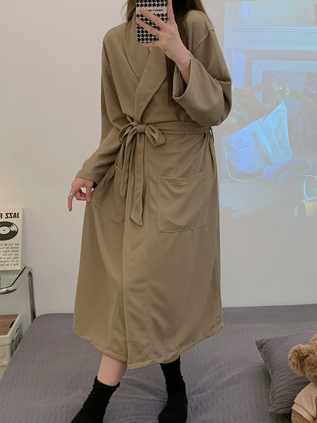 Дамски халат с джоб