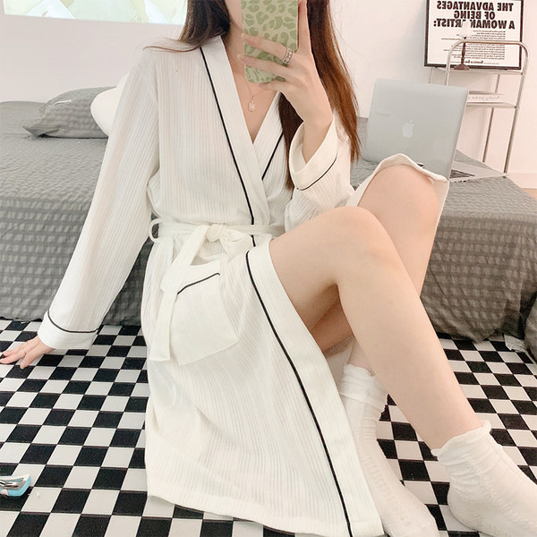 Дамски ежедневен - халат в три цвята 