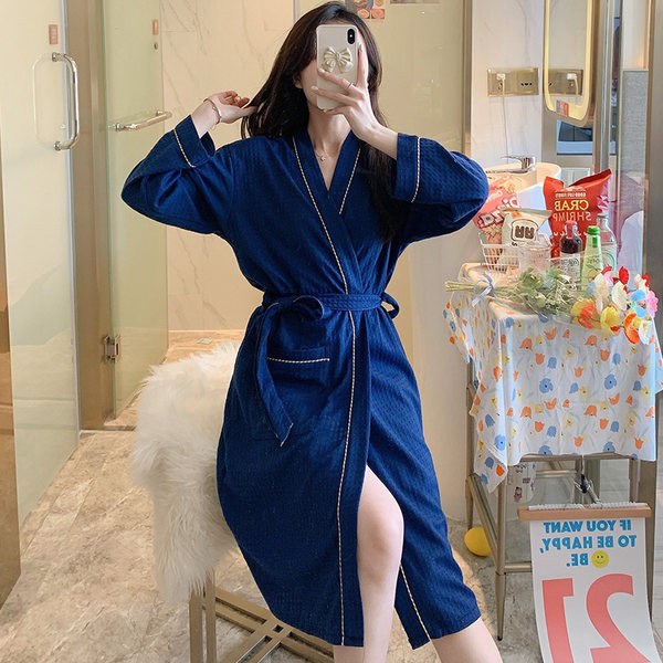 Дамски халат с колан в различни цветове 