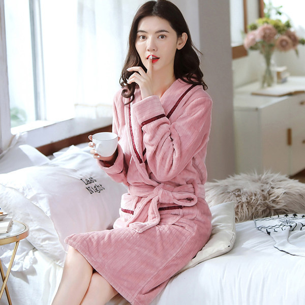 Дамски поларен халат 