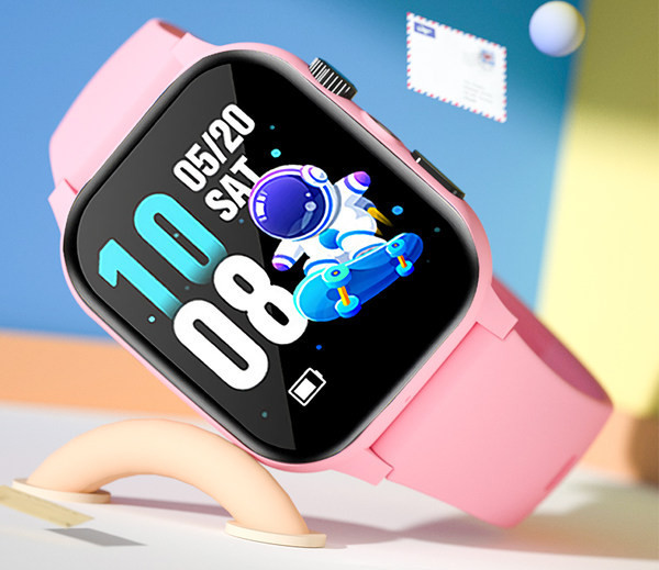 Водоустойчив детски часовник с GPS