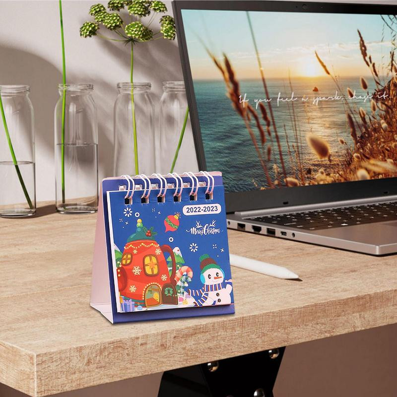 Galda kalendārs 2023. gada mini mēneša darbvirsmas kalendārs no 2022. gada augusta līdz 2023. gada decembrim Radoša darbvirsmas rotājuma Ziemassvētku dāvana