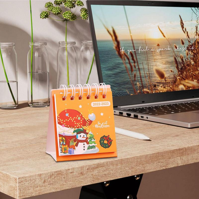 Galda kalendārs 2023. gada mini mēneša darbvirsmas kalendārs no 2022. gada augusta līdz 2023. gada decembrim Radoša darbvirsmas rotājuma Ziemassvētku dāvana