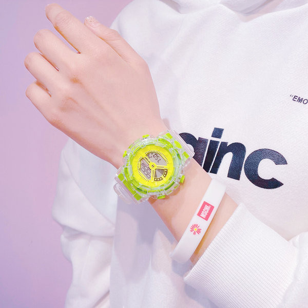 Електронен детски часовник с прозрачна каишка 