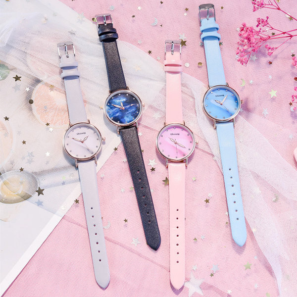 Детски кожен часовник в четири цвята 