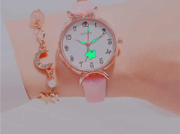 Водоустойчив детски часовник с кръгъл циферблат