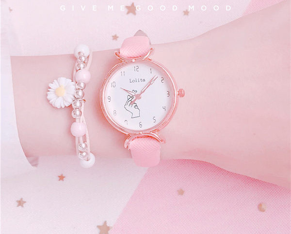 Детски кожен часовник в различни цветове 