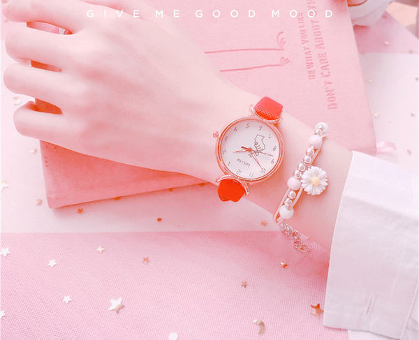 Детски кожен часовник в различни цветове 