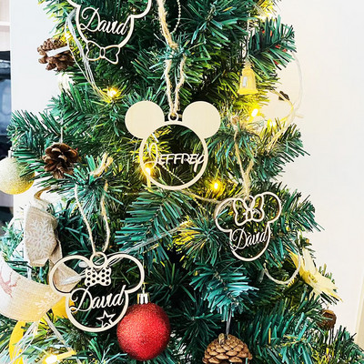 Εξατομικευμένη χριστουγεννιάτικη μπάλα νιφάδας χιονιού Προσαρμοσμένη κομμένη με λέιζερ μπιχλιμπίδια Διαφορετικό όνομα Στολίδι Χριστουγεννιάτικη διακόσμηση Ξύλινο δέντρο Ετικέτες