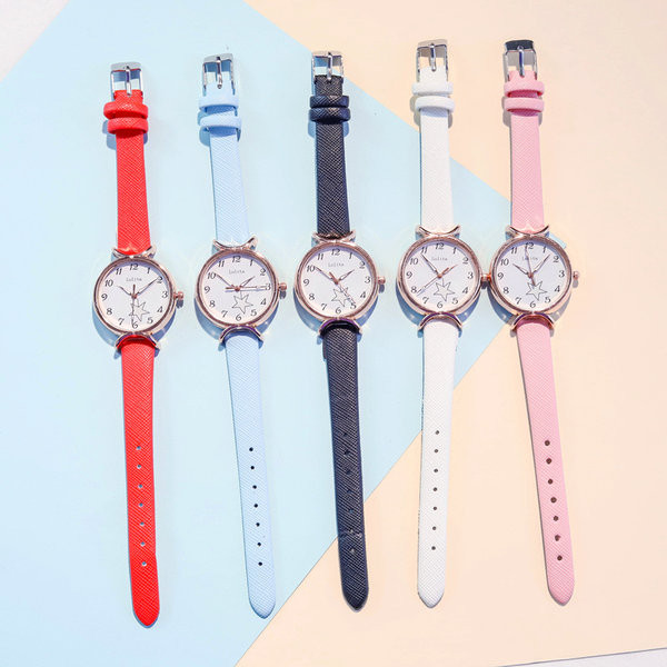 Водоустойчив  часовник с кръгъл циферблат