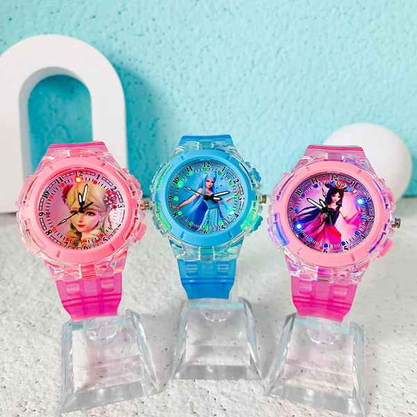 Laste helendav animatsiooniga kell