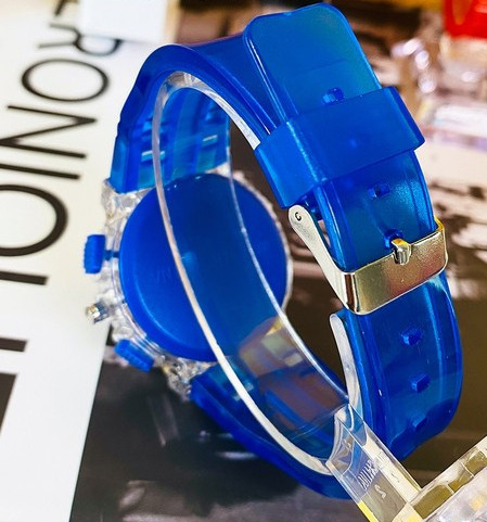 Детски светещ часовник със силиконова каишка и  анимация