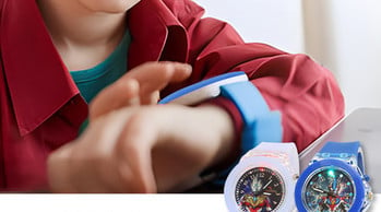 Детски светещ часовник с анимация и силиконова каишка