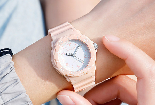 Laste igapäevane - vaadata mitmes värvitoonis