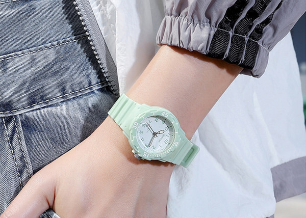 Laste igapäevane - vaadata mitmes värvitoonis