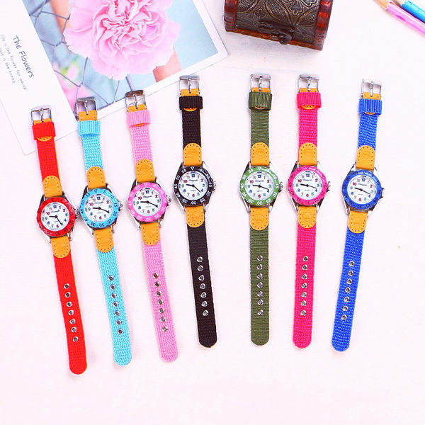 Водоустойчив детски - часовник