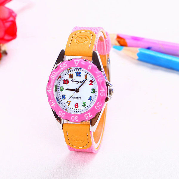 Водоустойчив детски - часовник