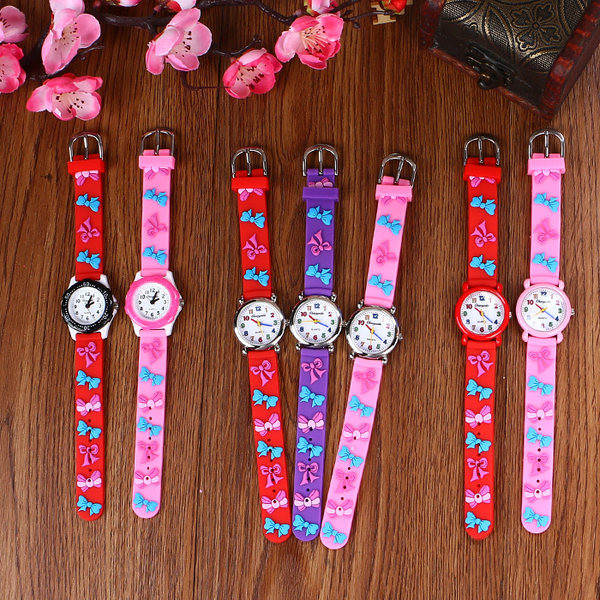 Детски часовник - с 3D апликация 