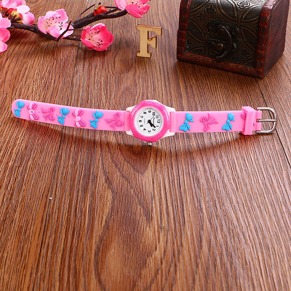 Детски часовник - с 3D апликация 