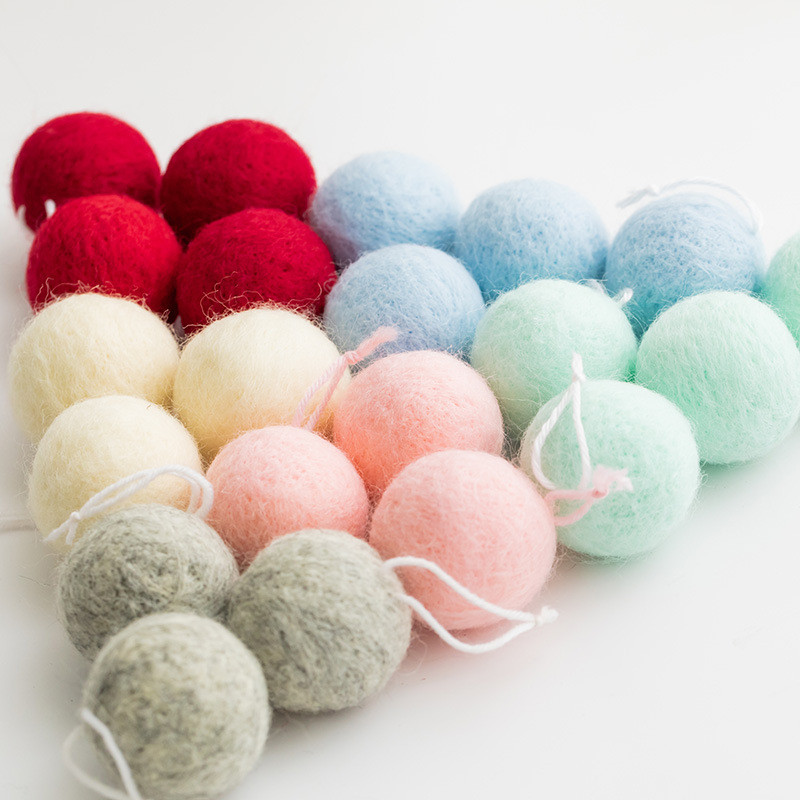 3 БР./Комплект 4CM вълнена филцова топка Коледна елха Висулка Снежинка Бродерия Вълнени помпони Направи си сам занаятчийска кръгла вълнена филцова топка Декор на стая