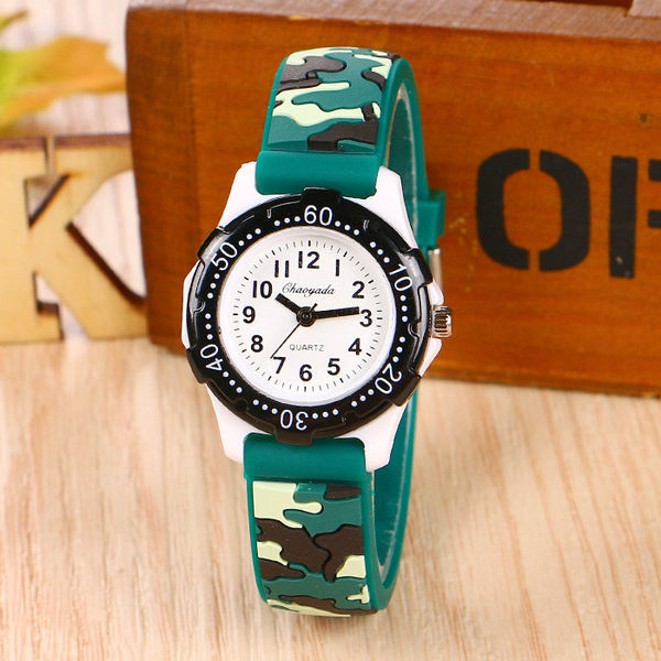 Водоустойчив детски часовник със силиконова каишка