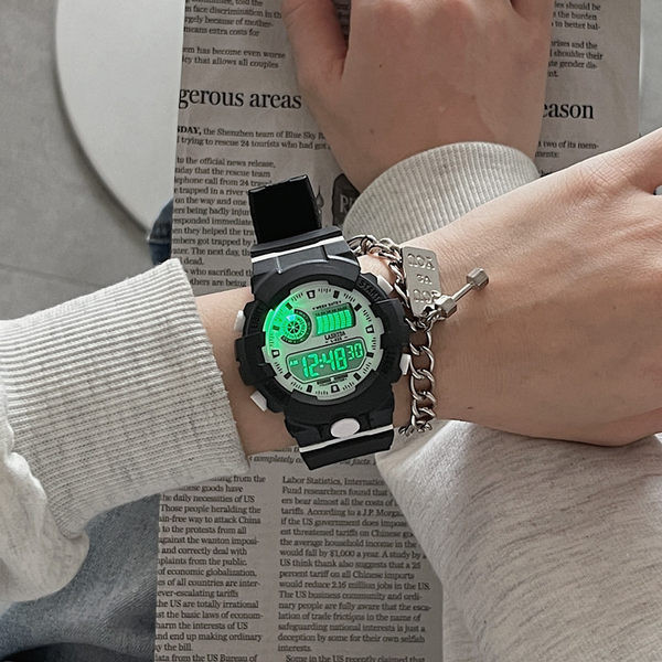 Elektrooniline laste käekell poistele