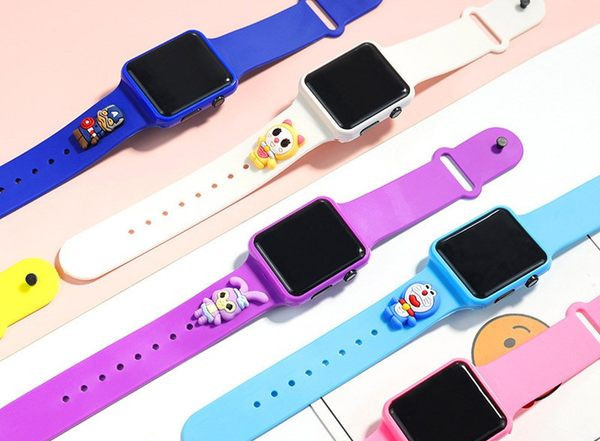 Детски електронен часовник с анимация