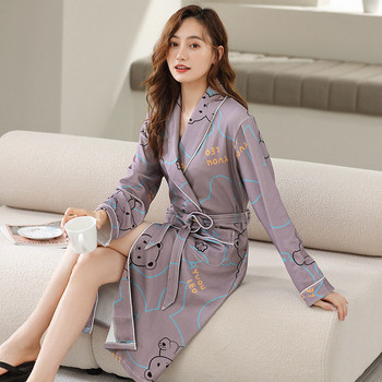 Нов модел дамски домашен халат с цветна щампа