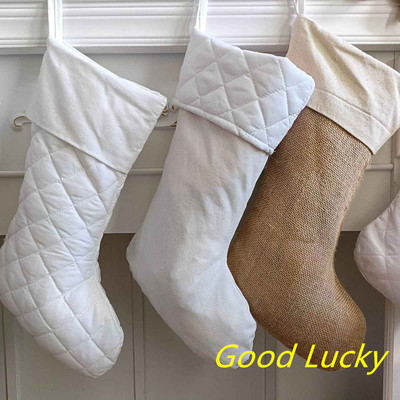 Горещи продавани коледни чорапи от ленен чул, бели ватирани чорапи за декорация на дома