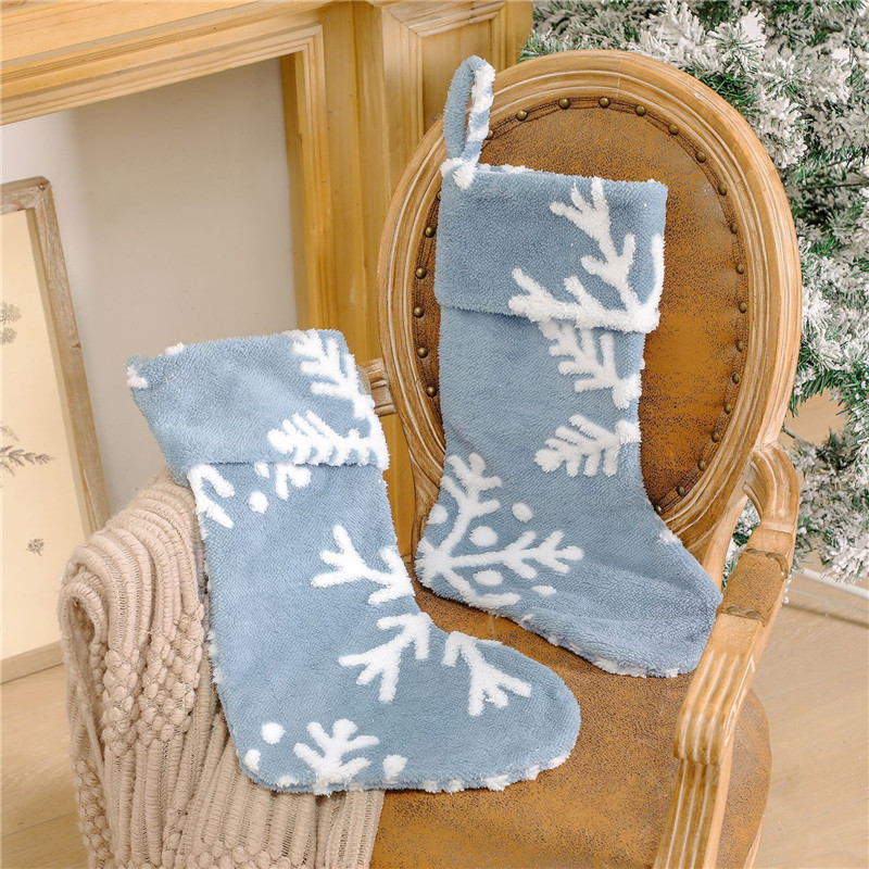 Λευκές νιφάδες χιονιού βελούδινες χριστουγεννιάτικες κάλτσες καραμέλες Τσάντες δώρου Χριστουγεννιάτικα στολίδια Διακοσμήσεις χριστουγεννιάτικων δέντρων Navidad 2023