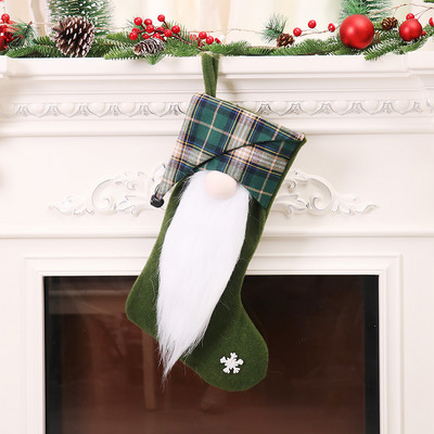 Novi prekogranični božićni ukrasi Duga brada Karirani šešir Lutka bez lica Božićne čarape Vrećica za darove uz krevet