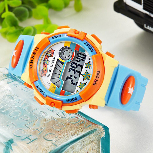 Novi model dječjeg elektronskog sata sa silikonskim remenom