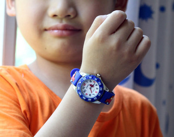 Нов модел детски часовник със силиконова каишка 