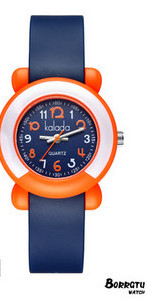 Водоустойчив часовник с кръгъл циферблат и силиконова каишка